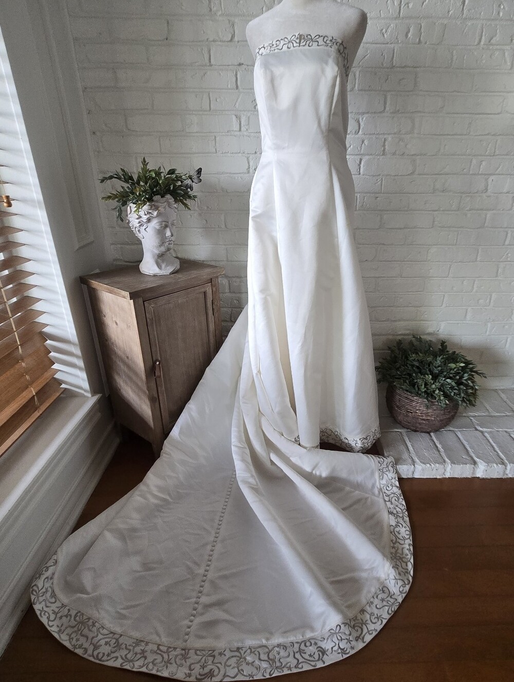 Vtg 90s Michelangelo Strapless Satin Wedding Gown, Stole, Train, Button, Bow, S